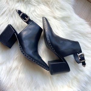 CUPID LEATHER BOOTIES